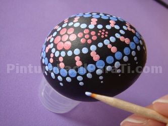 pintura-huevos-pascua-puntillismo-dot-painting